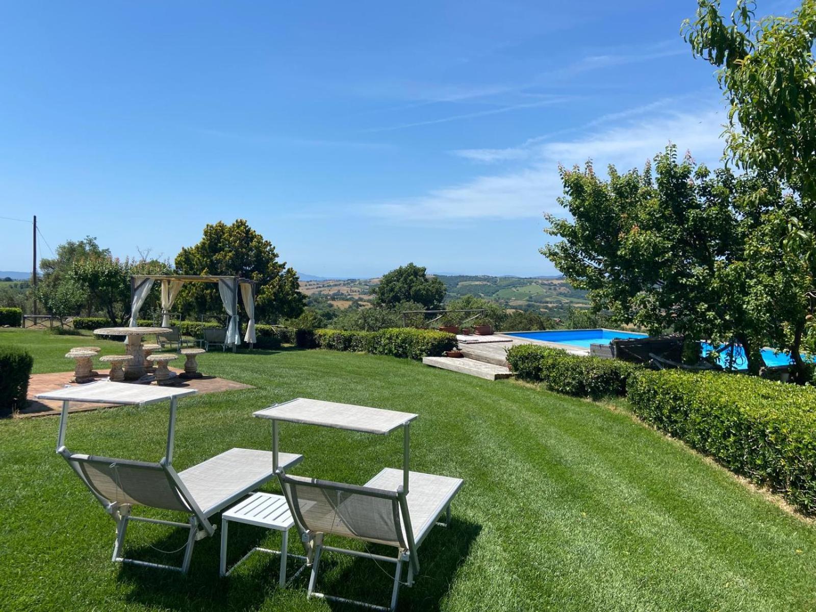Tenuta Le Mandorlaie, In Farm stay *